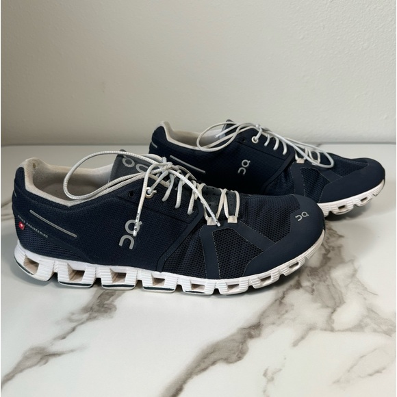 On Running Other - On Cloud 5 Athletic Lifestyle Navy Blue Lightweight Men’s Running Shoes, Size 10
